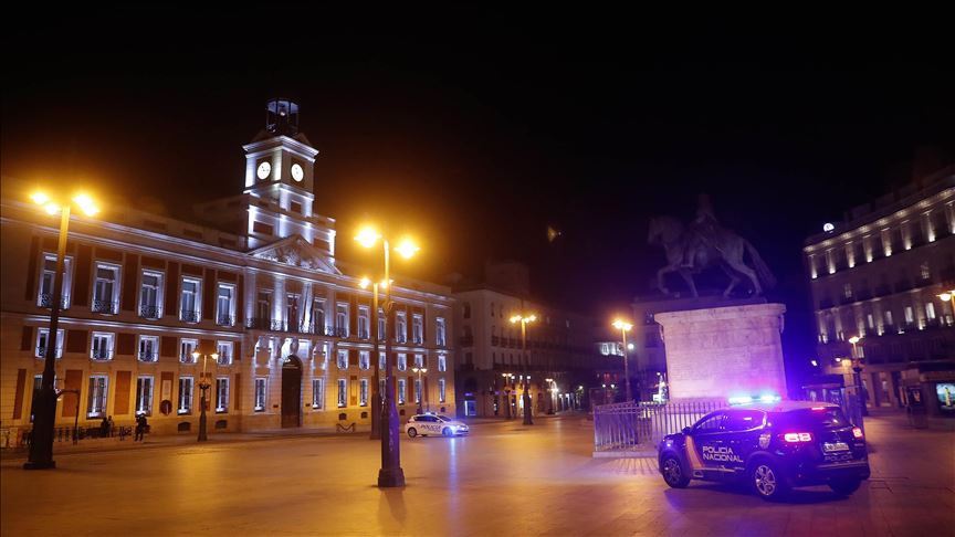 La mayoría de los españoles está preocupada por la gestión del Gobierno ante la pandemia