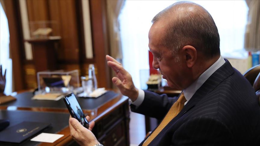 Cumhurbaşkanı Erdoğan Kovid-19'u atlatan 120 yaşındaki kadınla konuştu