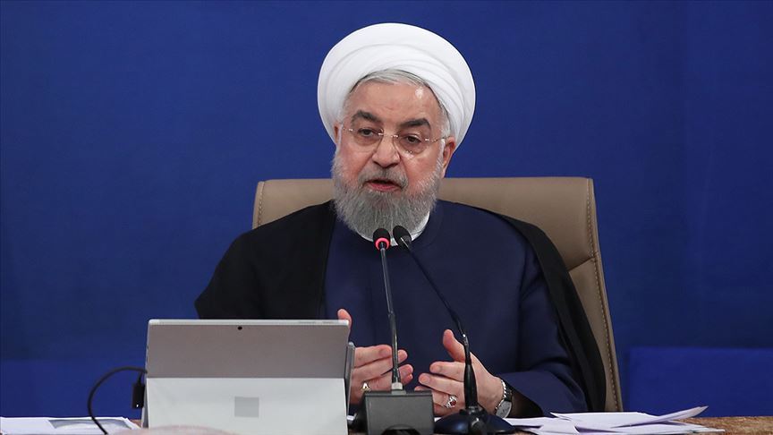 İran Cumhurbaşkanı Ruhani: Fransa ve Avrupa Müslümanların iç işlerine müdahale etmekten vazgeçsin