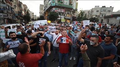 Palestinian preachers protest French anti-Islam insults
