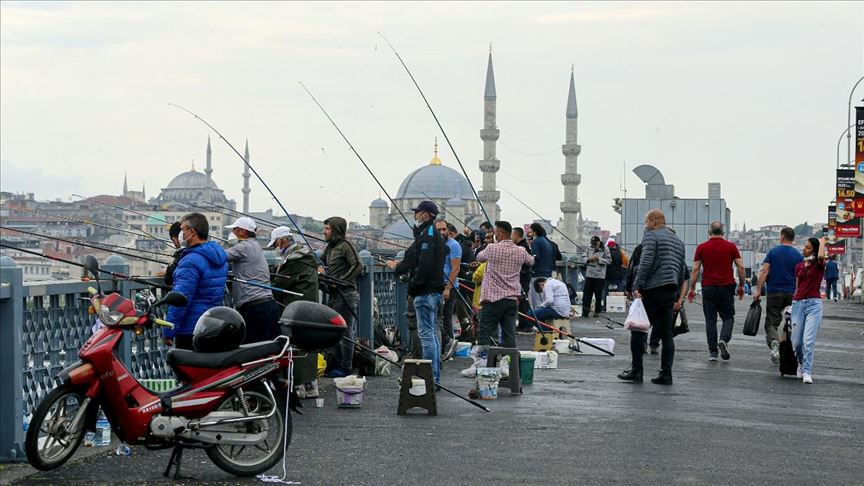 Muertes por coronavirus en Turquía superan las 10 mil 