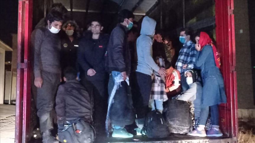 Li Wanê 210 koçberên bêdestûr hatin girtin