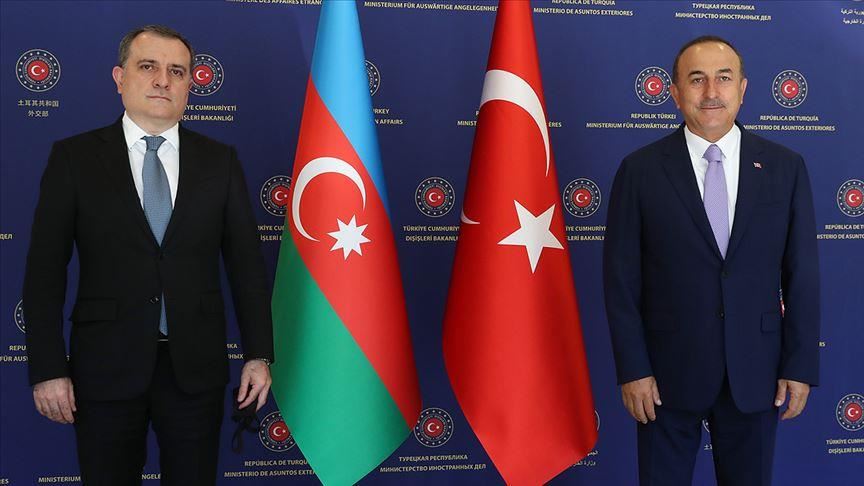 وزرای خارجه ترکیه و آذربایجان پیرامون قره‌باغ رایزنی کردند