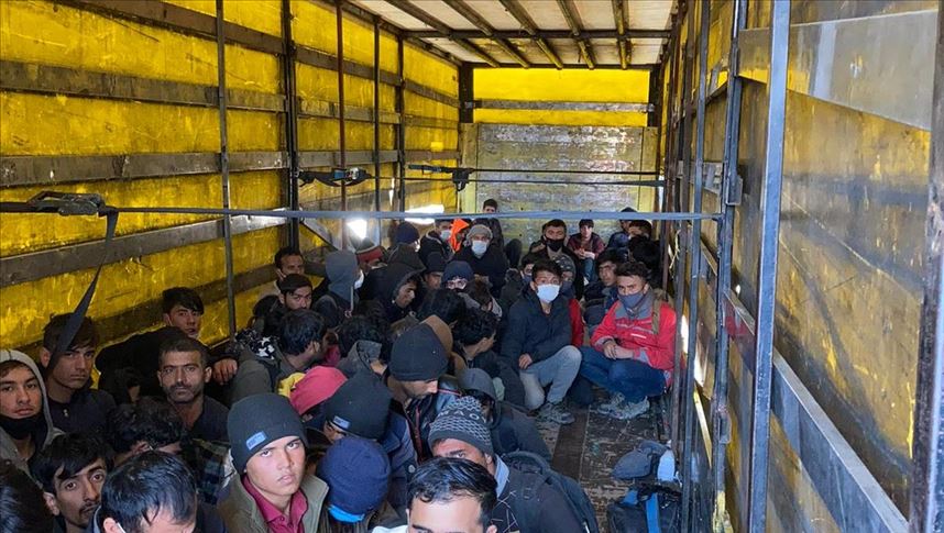 246 irregular migrants held in Turkey