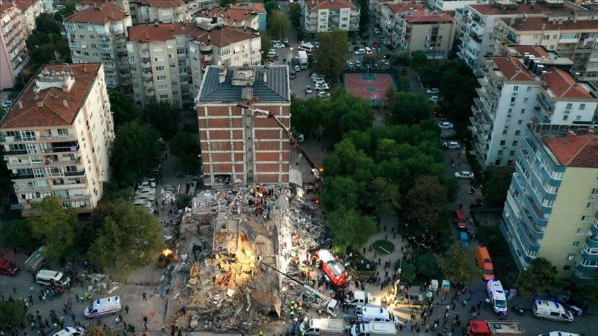 الحكومة التركية تسخر كافة الإمكانيات لتلافي تداعيات زلزال إزمير