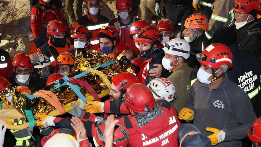 Sey Vakfi Ndan Enkazdan Kurtulan Cocuklara Burs