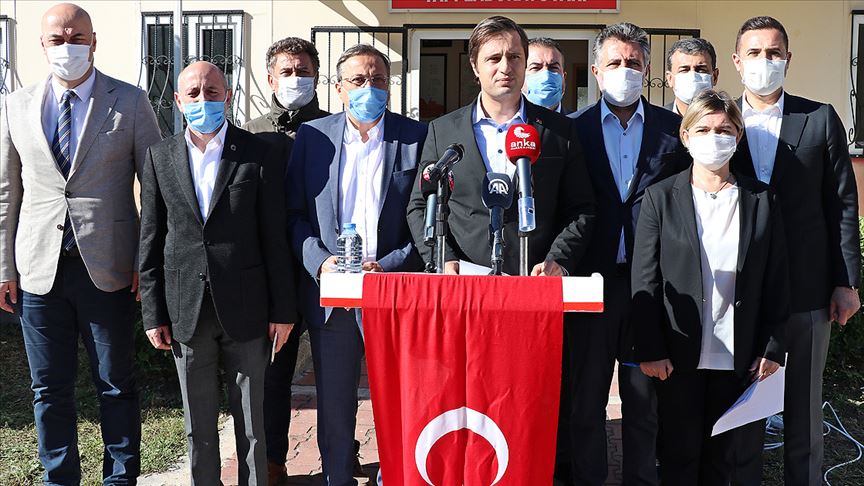 Deprem bölgesini inceleyen CHP heyeti: Fay hattı üzerinde bulunan bütün şehirlerde risk analizleri yapılmalı