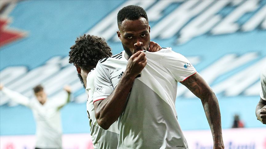 Beşiktaş'ta Cyle Larin sezona iyi başladı