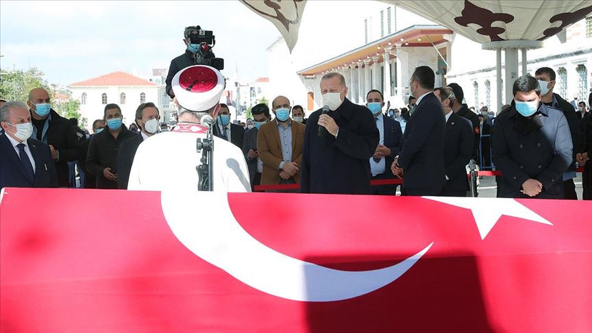 Eski AK Parti Milletvekili Burhan Kuzu son yolcuğuna uğurlandı