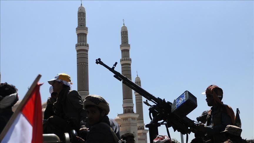 سقطرى.."الانتقالي" يتجه لاعتبار اليمنيين من خارج الجزيرة "أجانب"