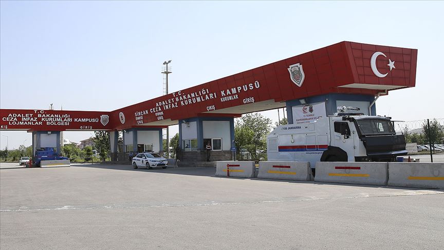 Alman Büyükelçinin cezaevi ziyaretleri Enver Altaylı'yı yalanlıyor