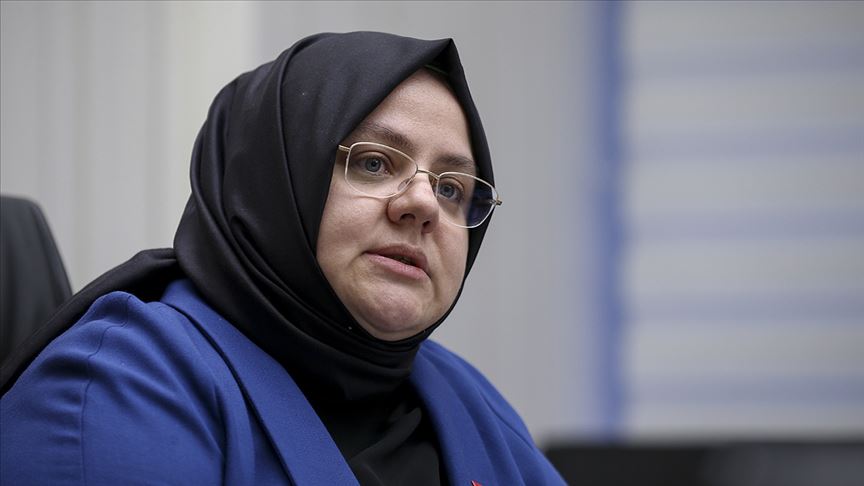 Bakan Selçuk: Tüm kadın girişimcilerimizi birer Türk markası yapmak için var gücümüzle çalışacağız