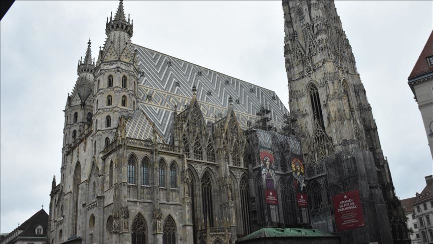Medios de Austria elogian a los 'héroes turcos' después de ataque terrorista en Viena