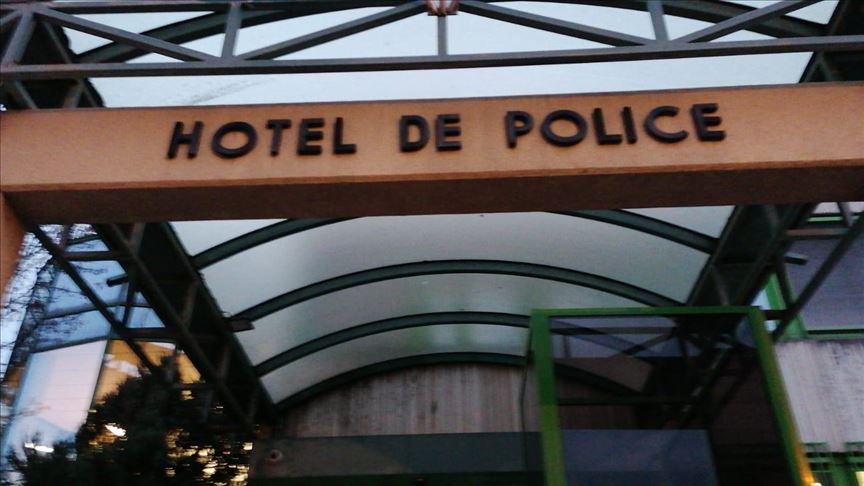 France : 4 enfants de 10 ans "terrorisés" par la police pendant 11h pour "apologie du terrorisme" 