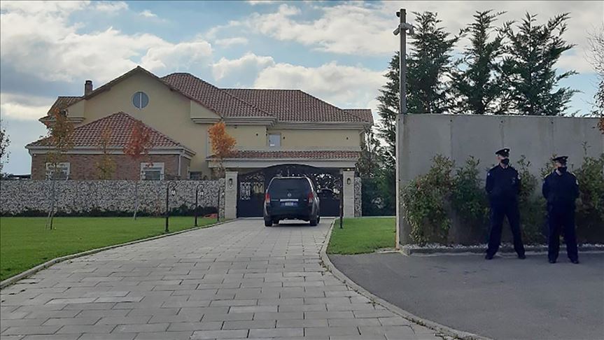 Po nalogu Specijalizovanog tužilaštva u toku pretres kuća optuženih Thacija, Veselija i Selimija na Kosovu