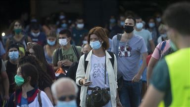 Greece reports more than 2,000 cases for 4th day