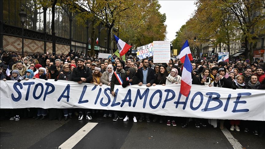 El Gobierno francés aumenta la presión sobre los musulmanes en su país