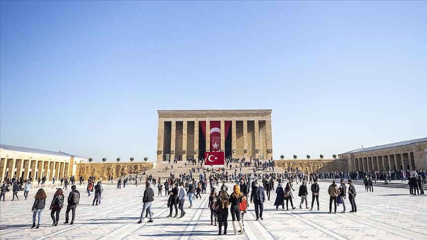 anitkabir de ziyaretci yogunlugu