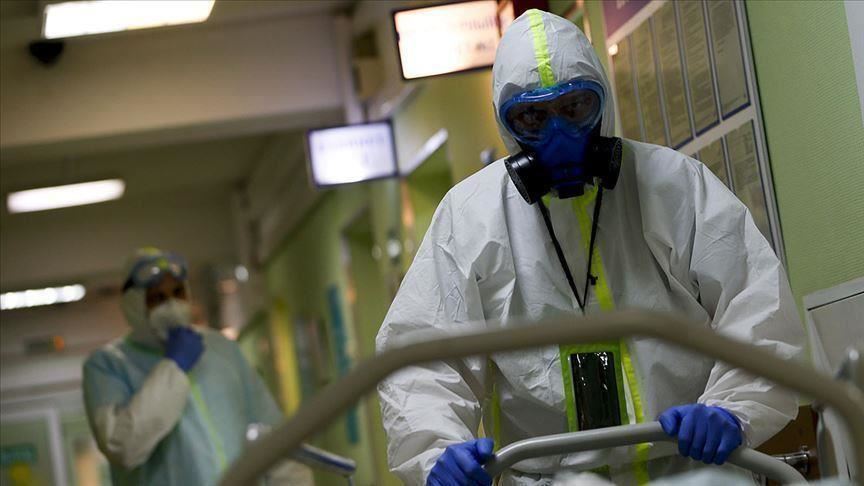 Southern China: Schools shut after 2 virus cases found