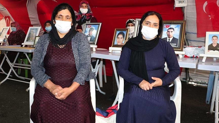 Turkey: 2 more families join anti-PKK sit-in protest