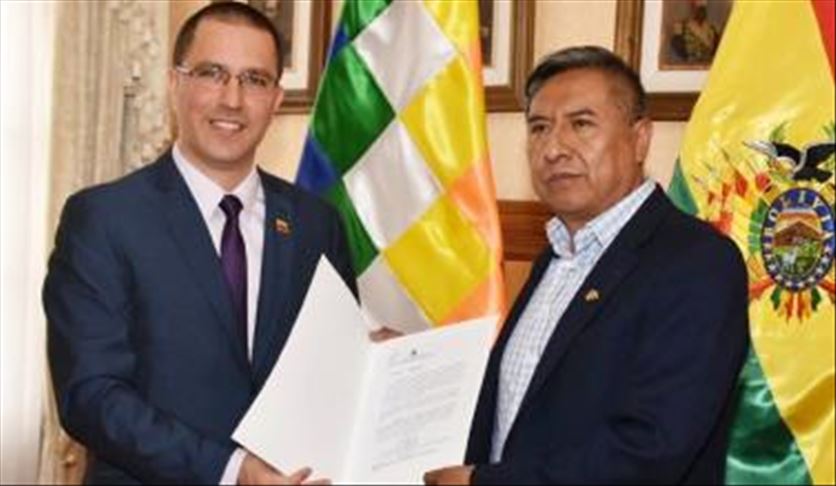 Venezuela acreditó a Alexander Yáñez como su embajador en Bolivia