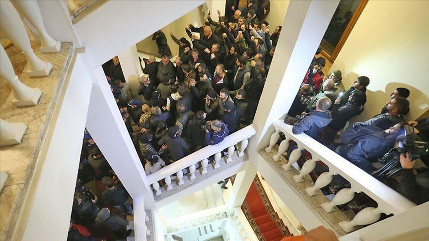 Arménie : Des partis de l’Opposition manifestent contre Pashinyan suite à l’accord du Haut-Karabakh