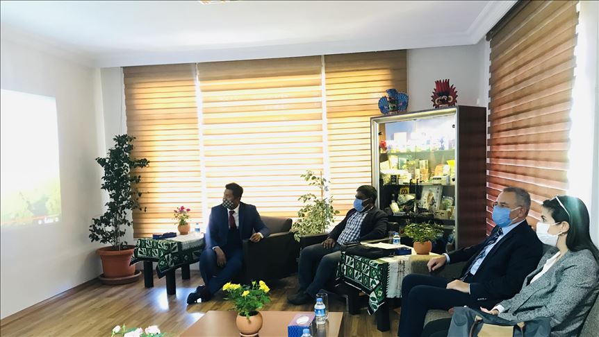 Sri Lankan mission in Ankara hosts online safari tour