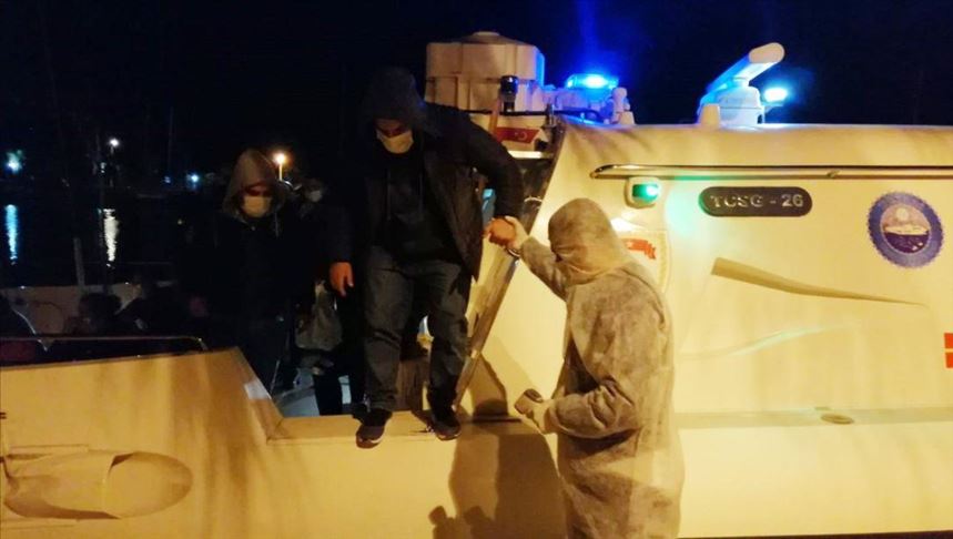 تركيا.. خفر السواحل ينقذ 24 طالب لجوء جنوب غربي البلاد