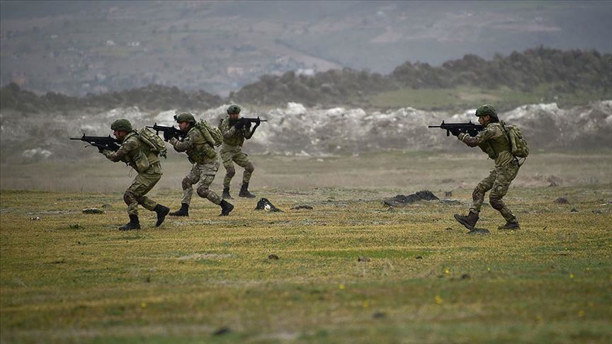 الدفاع التركية: تحييد 14 إرهابيا شمالي سوريا 