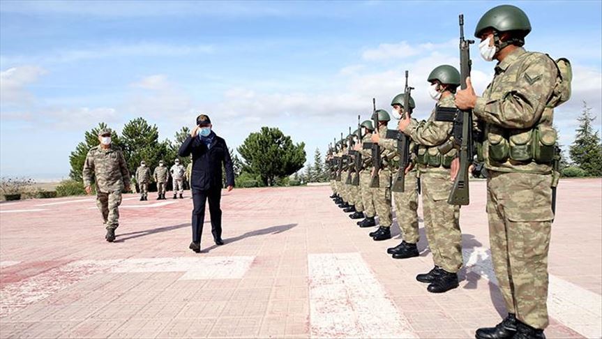 Ministerio de Defensa de Turquía: 'Grecia violó repetidamente los límites de agua y aire turcos en octubre'