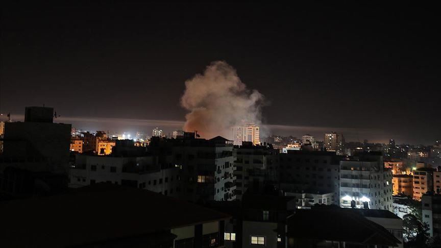 Israeli army bombs eastern Gaza