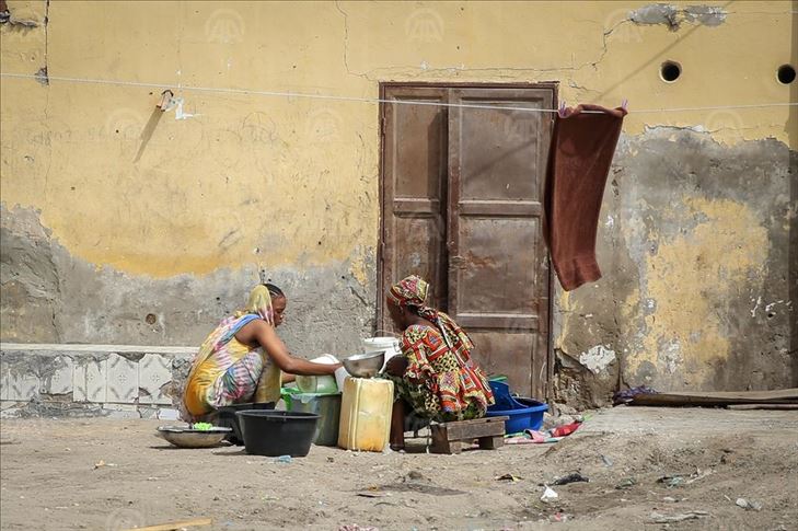 Algeria sends 60 tons of aid to West Sahara refugees