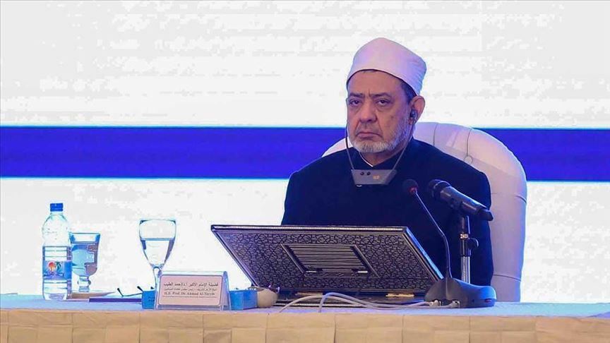 شيخ الأزهر يدعو لضمان حق الفقراء في لقاح كورونا