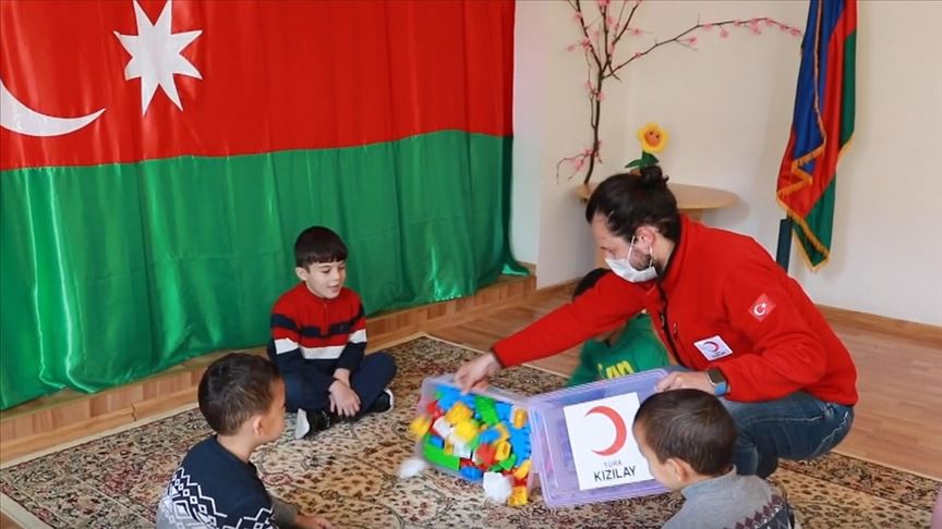 Türk Kızılay, Azerbaycan'ın Gence kentindeki yetimlerin yüzünü güldürdü