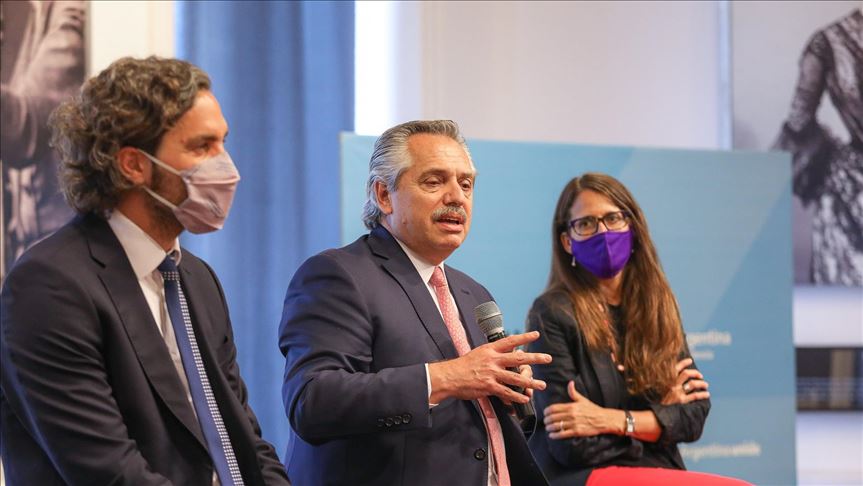 Presidente de Argentina envía al Congreso un nuevo proyecto de legalización del aborto