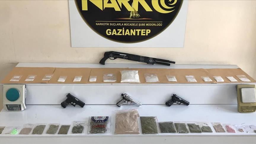 38 held, narcotics seized in operations across Turkey