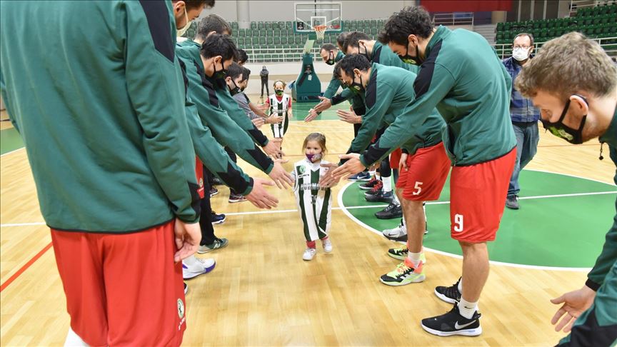 Košarkaši Bornove ugostili Aydu i Atakana, mališane koji su preživjeli zemljotres u Izmiru