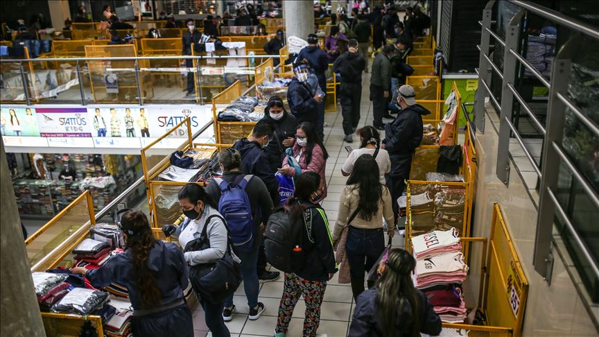 Filas virtuales de más de 400.000 personas registra Colombia en su tercer día sin IVA