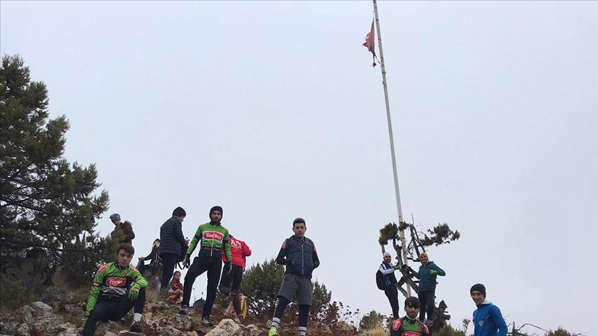 Milli Bisikletciler 3 Yildir Toroslar In Zirvesindeki Turk Bayragini Yeniliyor