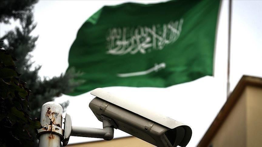 السعودية: "اعتداء إرهابي بمقذوف" وراء حريق خزان وقود جدة 