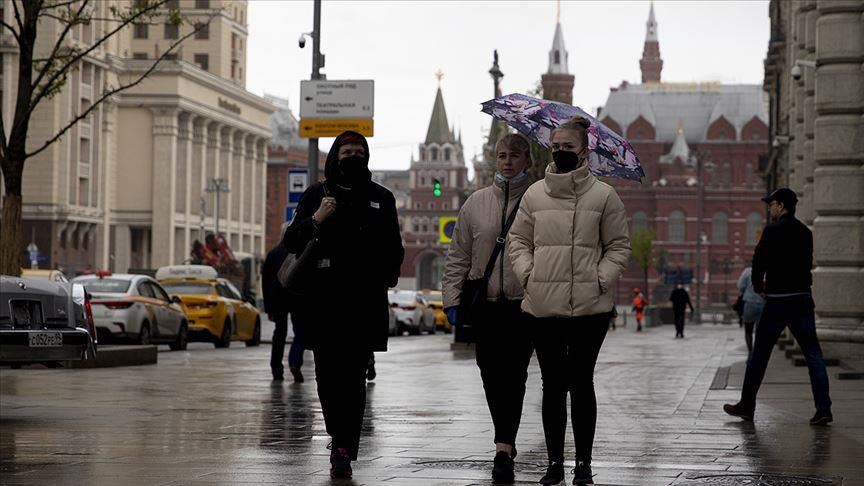В России за сутки выявили более 25 тыс. случаев COVID-19