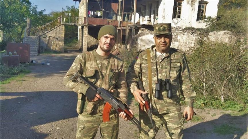 Отец и сын освободили от оккупации ВС Армении родное село в Лачине