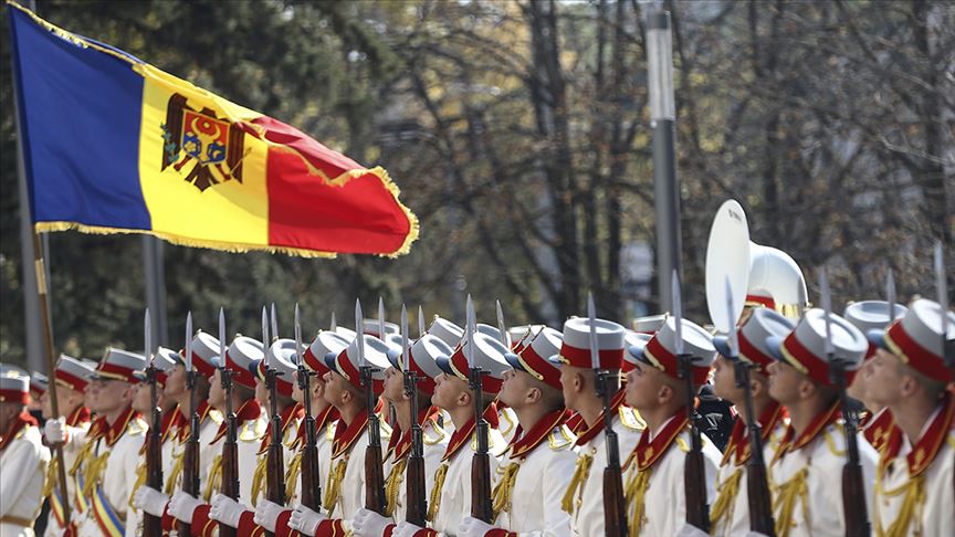 Moldova yönünü Batı'ya mı çevirdi?
