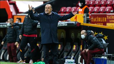 'Çok üzgünüm, böyle bir futbolun karşılığı farklı bir skor olmalıydı'