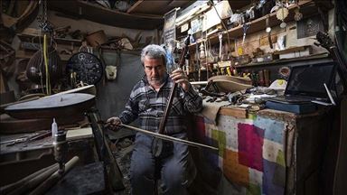 Turkish luthier revives 800 rare musical instruments