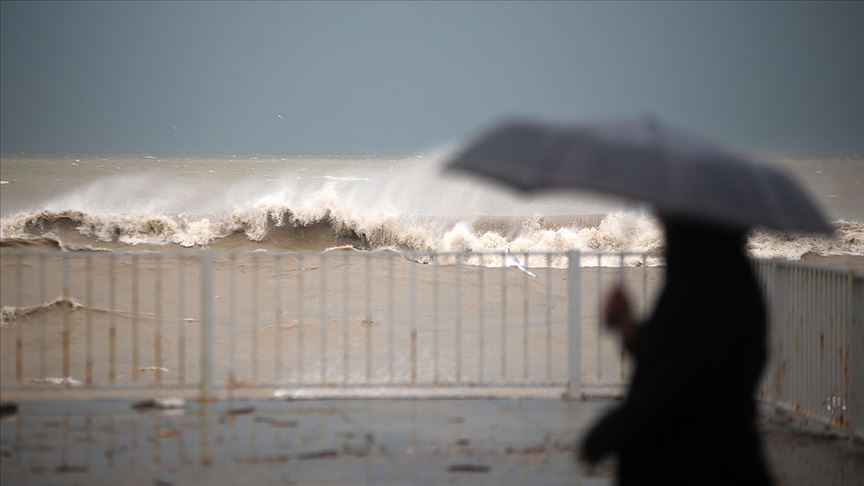 Meteorolojiden sağanak, kar ve fırtına uyarısı