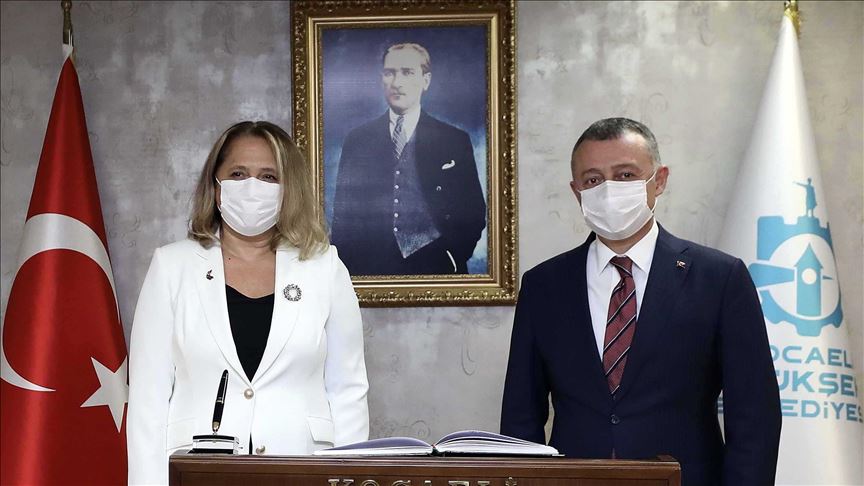 Konsullja e Kosovës në Stamboll falënderon Turqinë për mbështetjen kundër COVID-19