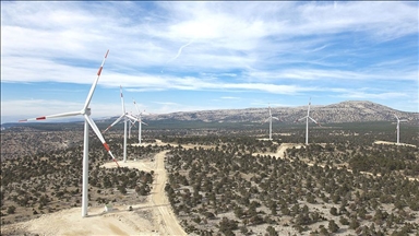 Rüzgar enerjisi 9,6 milyon haneye 'ışık' oldu