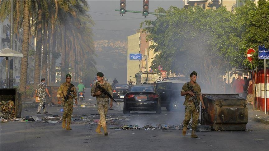 انفجار بيروت.. محتجون يتهمون المحقق العدلي بتغطية "الفاعلين"