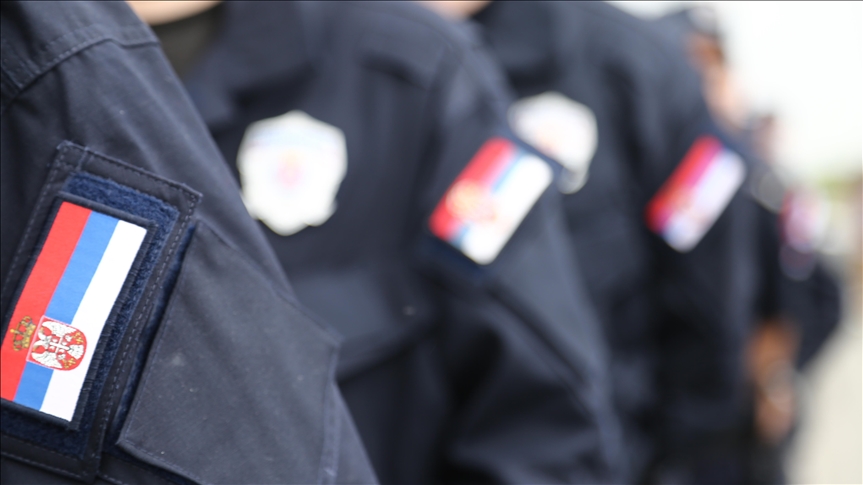 Srbija: Uhapšeno osam policijskih službenika